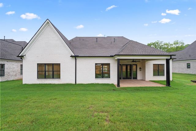 229 GRAND STEEPLE DR, Collierville, TN 38017