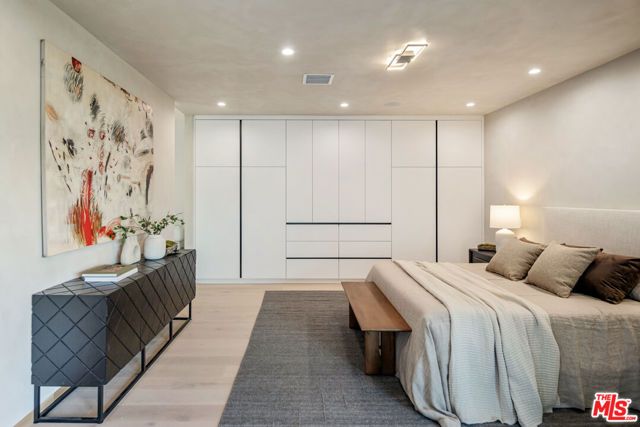 3535 Vista Haven Road, Sherman Oaks, CA 91403