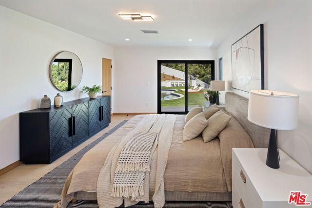 3535 Vista Haven Road, Sherman Oaks, CA 91403