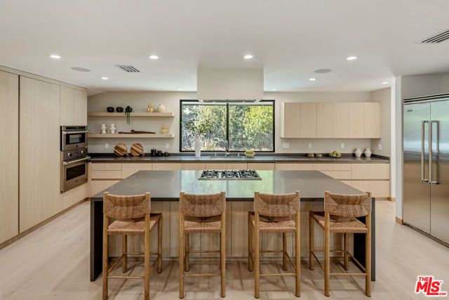 3535 Vista Haven Road, Sherman Oaks, CA 91403