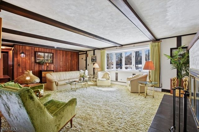 251 Old Turnpike Road, Tewksbury Twp., NJ 07830