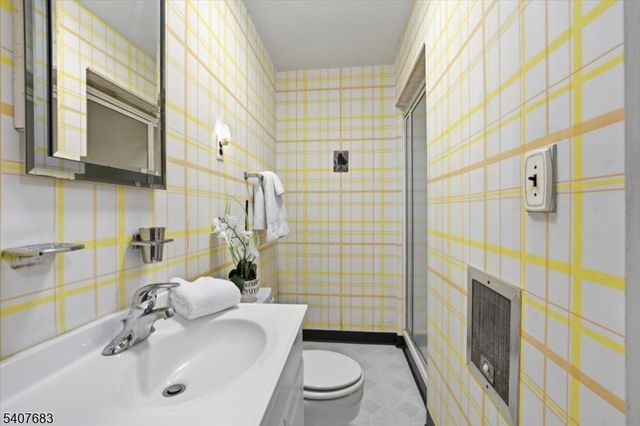 251 Old Turnpike Road, Tewksbury Twp., NJ 07830