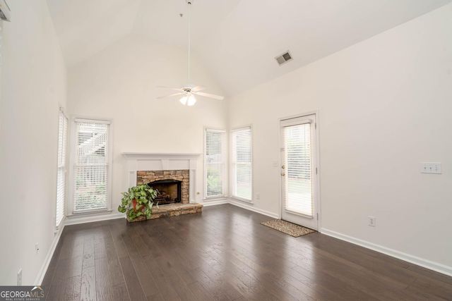 1233 Parkview Lane NW, Kennesaw, GA 30152