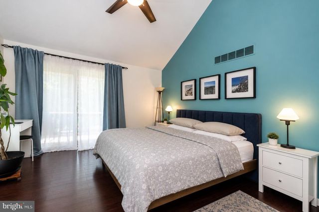 329 BIDDLE DR, Exton, PA 19341