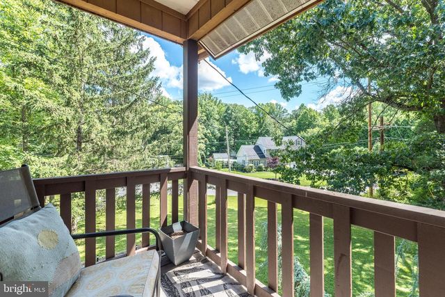 329 BIDDLE DR, Exton, PA 19341