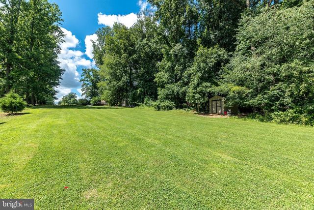 329 BIDDLE DR, Exton, PA 19341