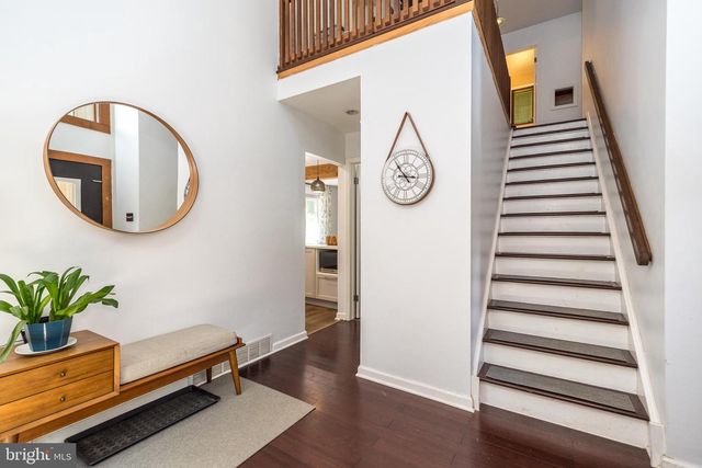 329 BIDDLE DR, Exton, PA 19341