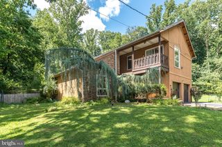 329 BIDDLE DR, Exton, PA 19341