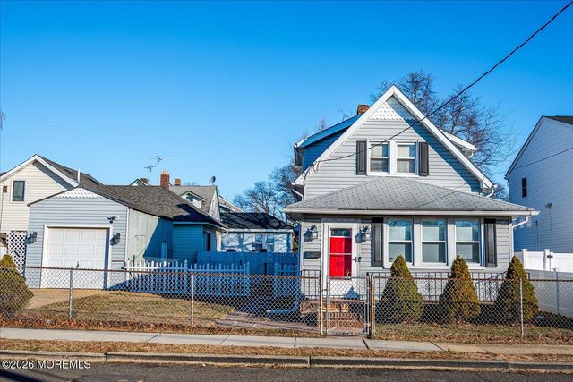 101 Crescent Street, Keansburg, NJ 07734