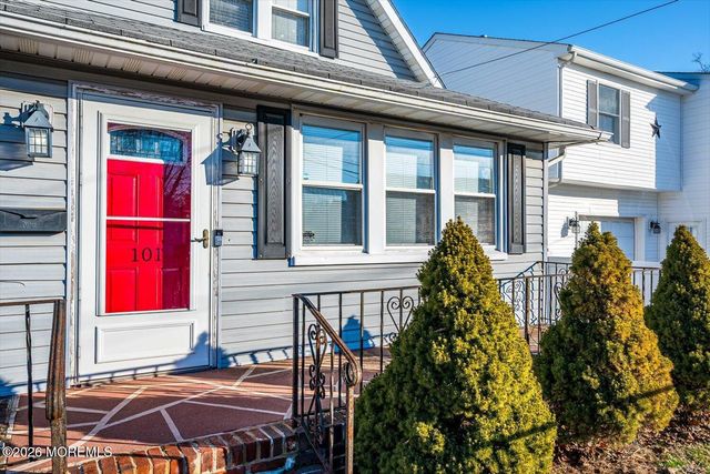 101 Crescent Street, Keansburg, NJ 07734