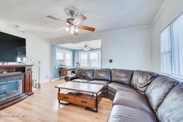 101 Crescent Street, Keansburg, NJ 07734