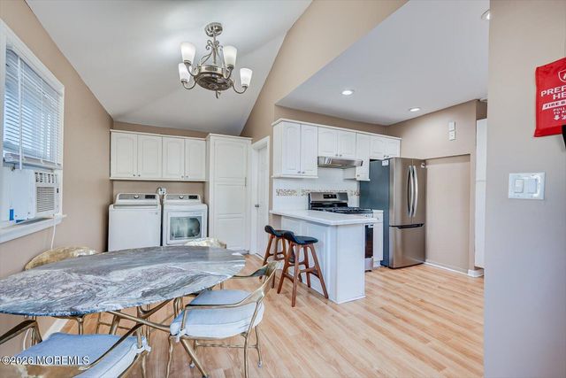 101 Crescent Street, Keansburg, NJ 07734