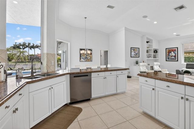 2922 Medinah, Weston, FL 33332