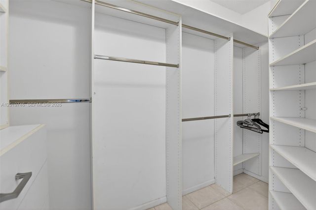 2922 Medinah, Weston, FL 33332
