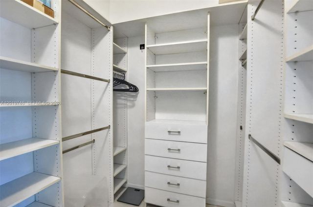 2922 Medinah, Weston, FL 33332