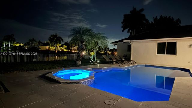 2922 Medinah, Weston, FL 33332