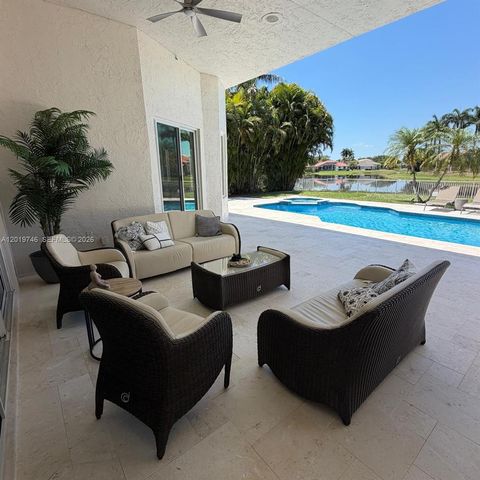 2922 Medinah, Weston, FL 33332