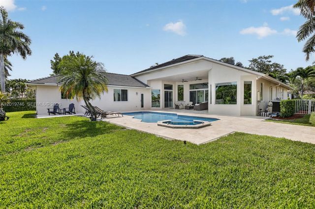 2922 Medinah, Weston, FL 33332