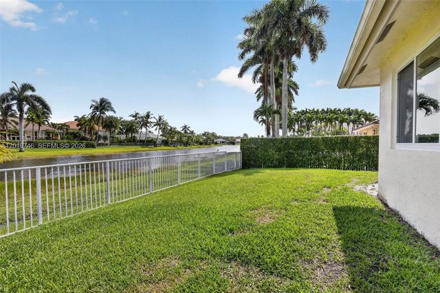 2922 Medinah, Weston, FL 33332
