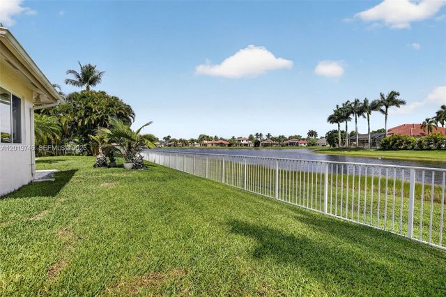2922 Medinah, Weston, FL 33332