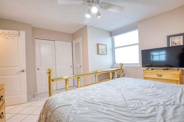 111 BRINY Avenue 16-08, Pompano Beach, FL 33062