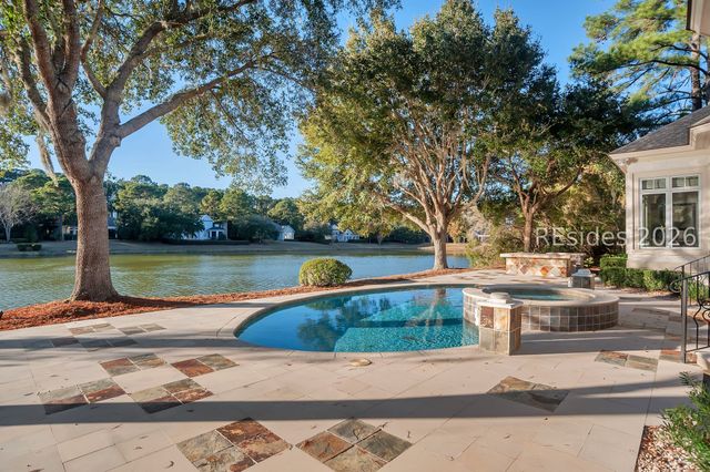 181 Summerton Dr, Bluffton, SC 29910