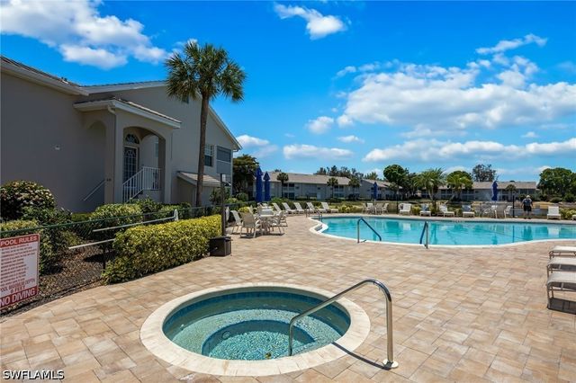 13100 Hamilton Harbour DR G12, Naples, FL 34110