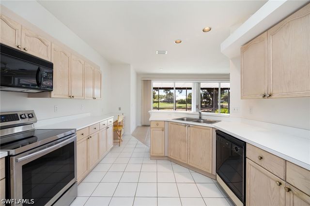 13100 Hamilton Harbour DR G12, Naples, FL 34110