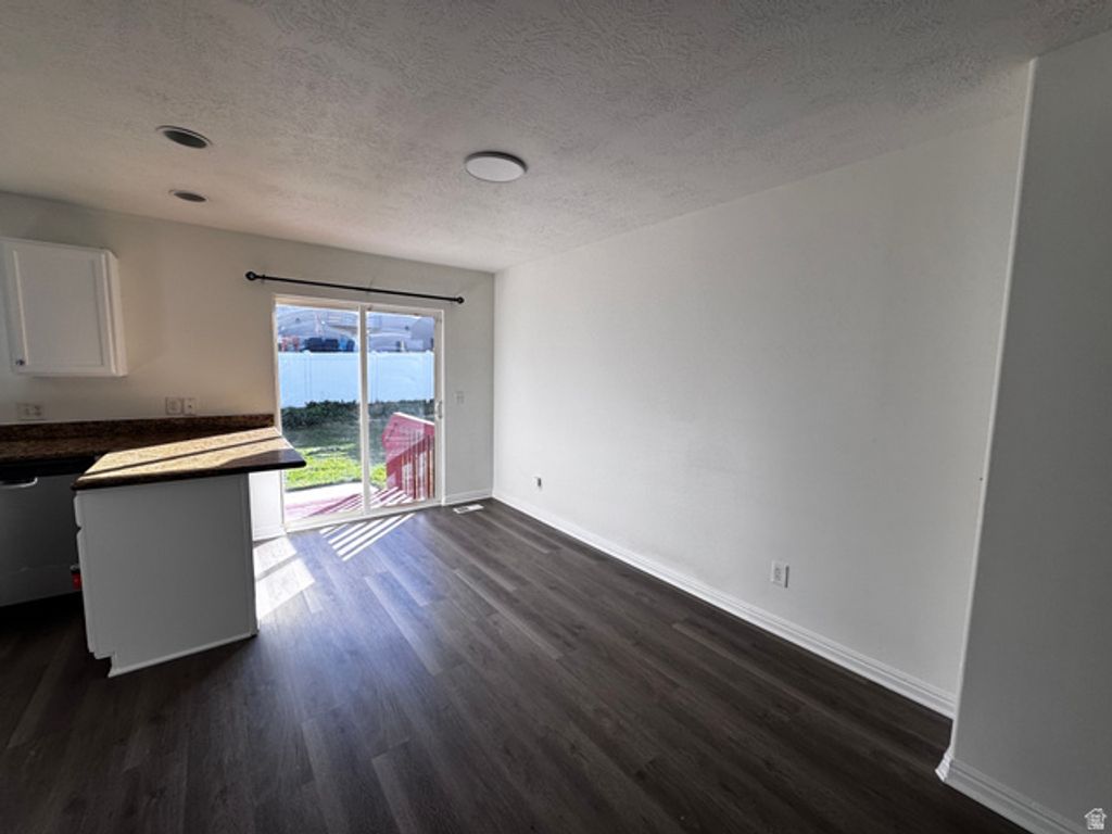6432 S HIGH BLUFF DR, West Valley City, UT 84118 — photo 5