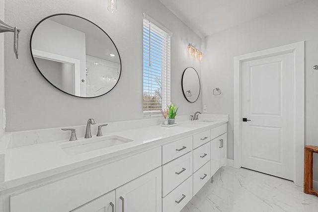 4 Hobkirk Drive, Bella Vista, AR 72715