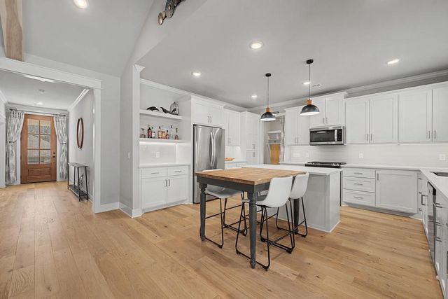 4 Hobkirk Drive, Bella Vista, AR 72715