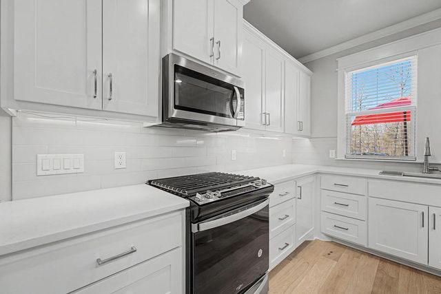 4 Hobkirk Drive, Bella Vista, AR 72715