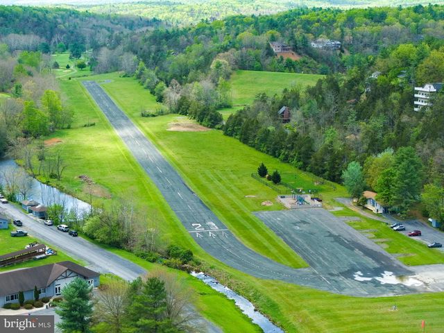 159 RICHMON RD, Basye, VA 22810