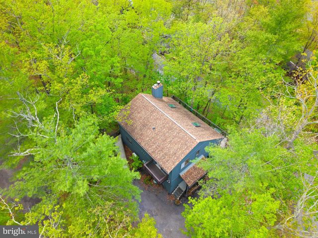 159 RICHMON RD, Basye, VA 22810