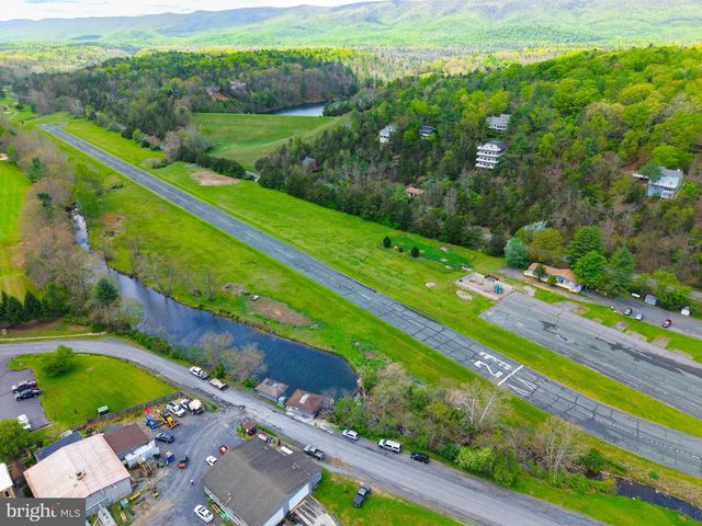 159 RICHMON RD, Basye, VA 22810