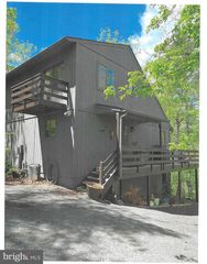 159 RICHMON RD, Basye, VA 22810
