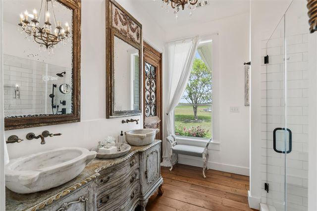 5025 Wickel Road, Burton, TX 77835