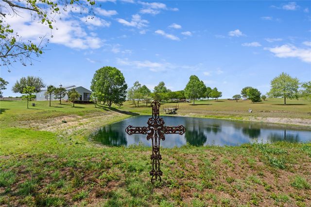 5025 Wickel Road, Burton, TX 77835