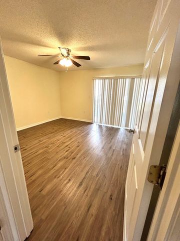 53 Robys Drive, 3, Mary Esther, FL 32569
