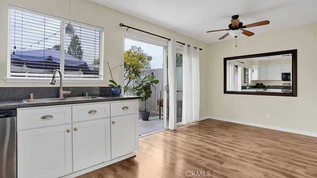 1424 Deauville Place, Costa Mesa, CA 92626