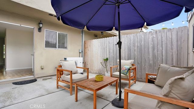 1424 Deauville Place, Costa Mesa, CA 92626