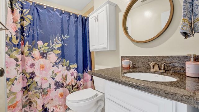 1424 Deauville Place, Costa Mesa, CA 92626