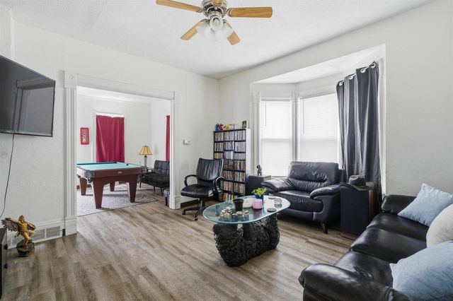 638 BAY SHORE DRIVE, Oshkosh, WI 54901