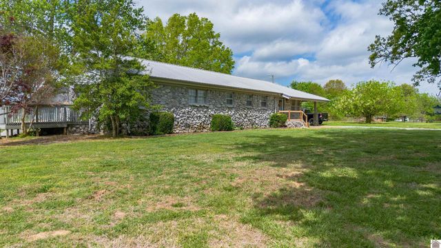362 Warnick Rd, Calvert City, KY 42029