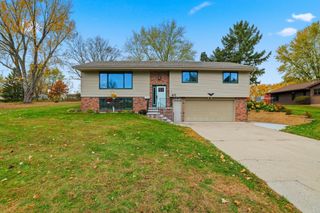 417 S Park Lane, Le Sueur, MN 56058