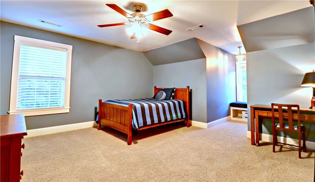 2422 E Revere Place, Fayetteville, AR 72701