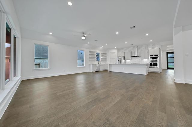 12103 Bee Bush Court, Conroe, TX 77304