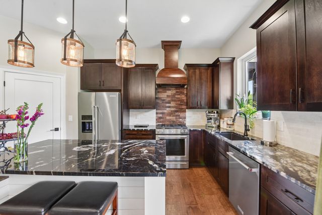 860 Belle Ridge Loop, Bellevue, KY 41073