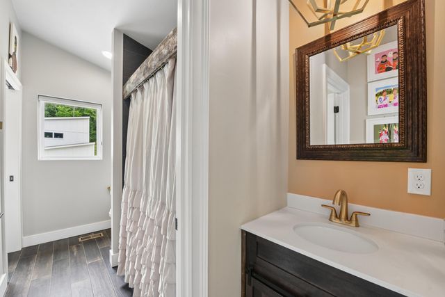 860 Belle Ridge Loop, Bellevue, KY 41073