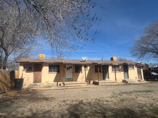 319 Rio Grande Boulevard NW, Albuquerque, NM 87104